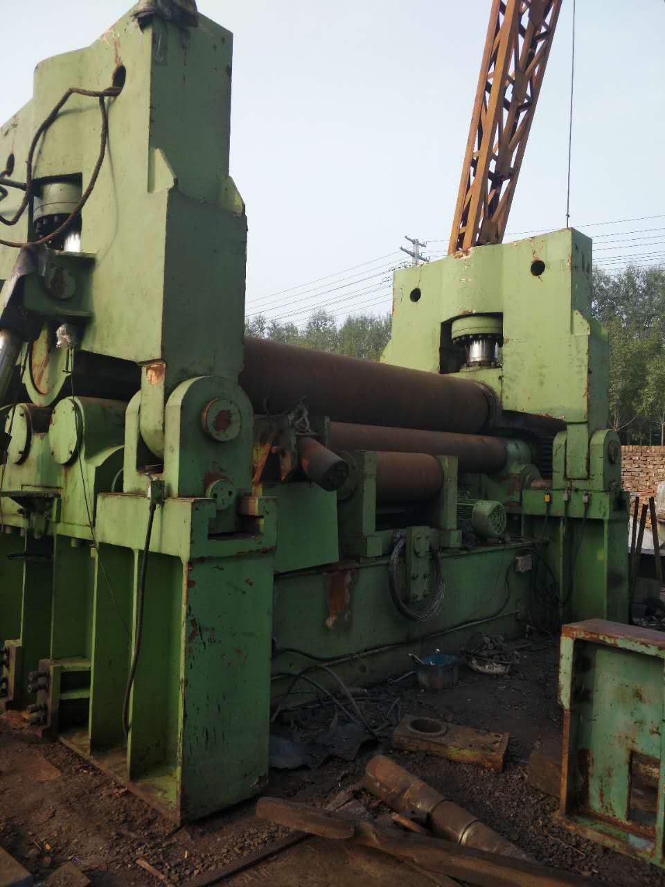 聊城回收卷板機